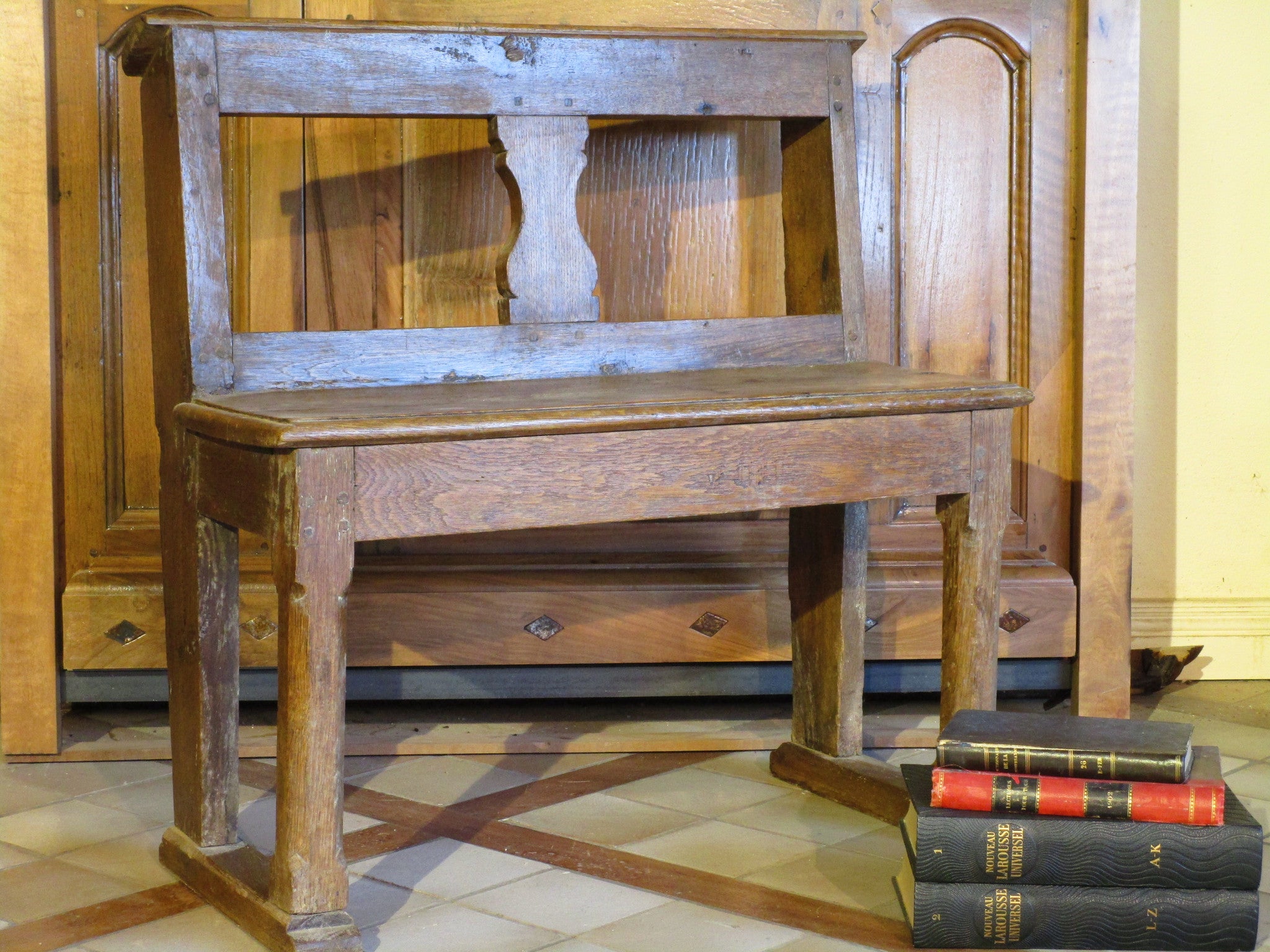 Early 19th Century Petite banquette