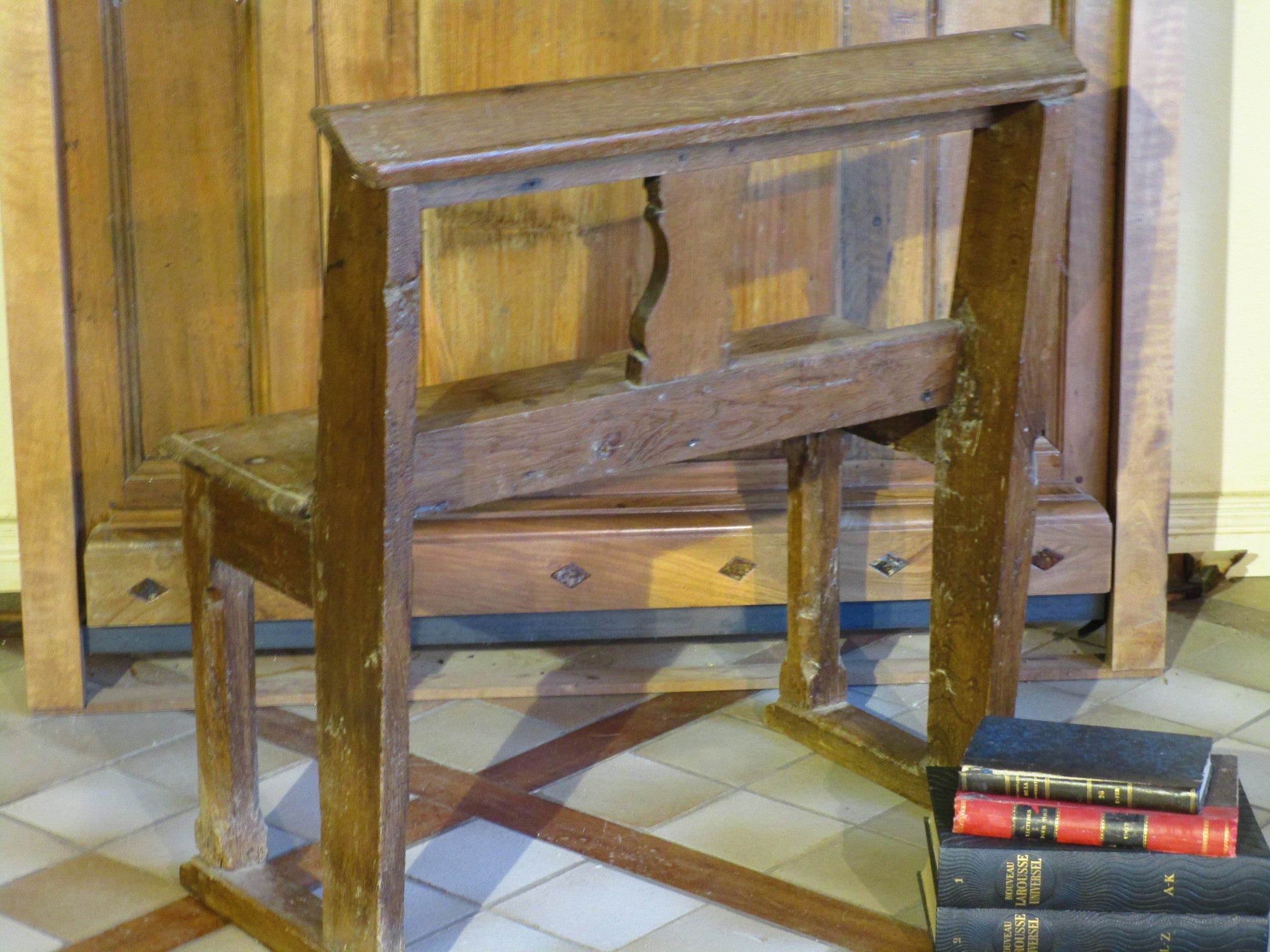 Early 19th Century Petite banquette