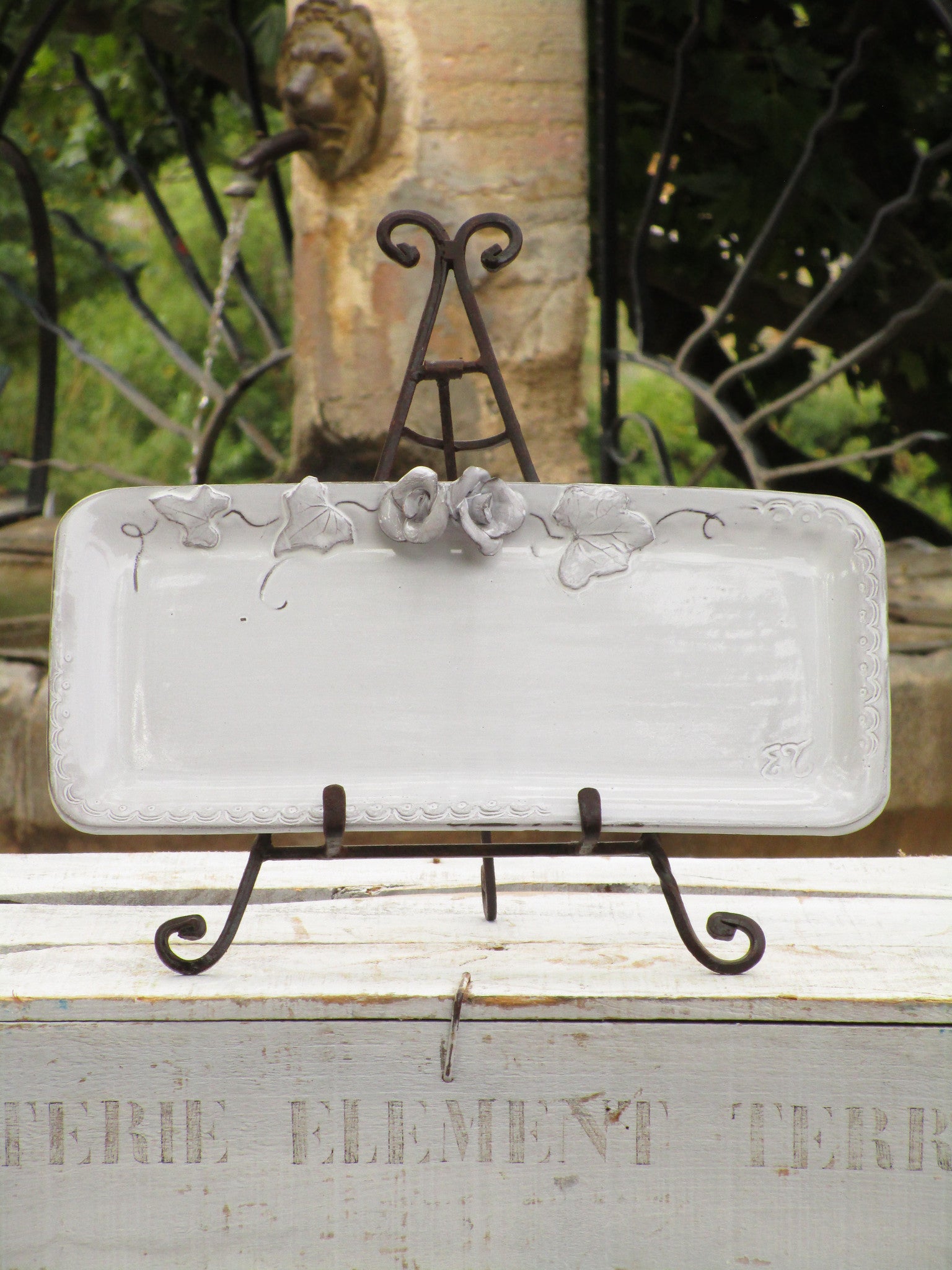 Rectangular  french  bespoke platter with vine leaves and roses