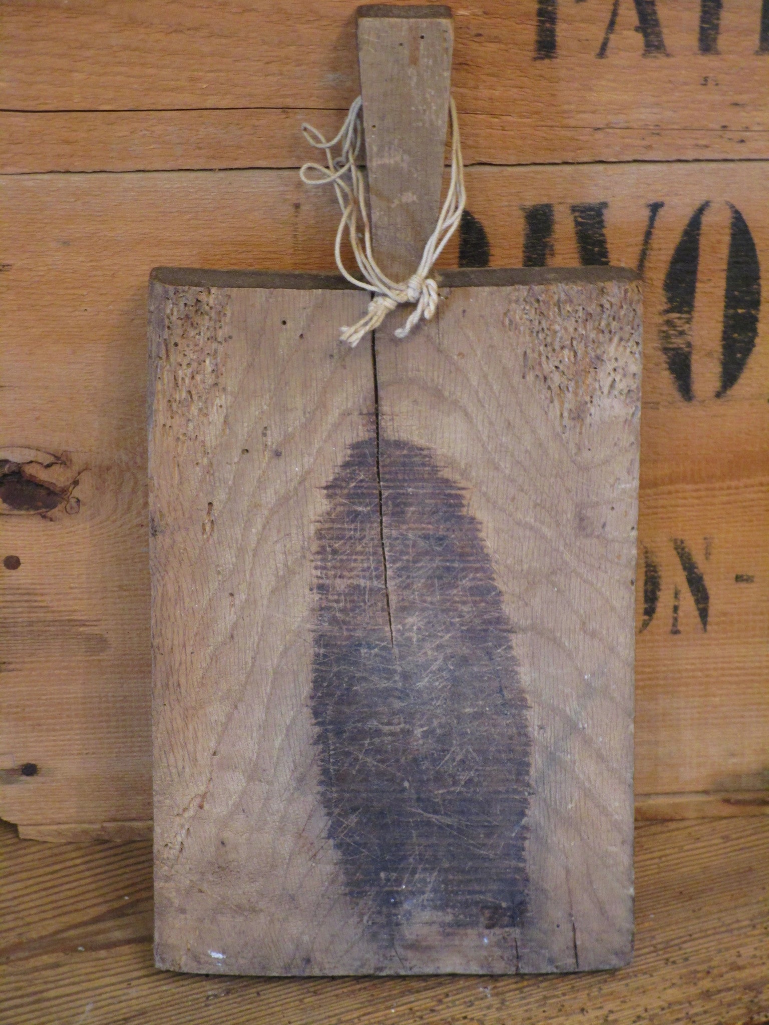 back rustic french chopping board