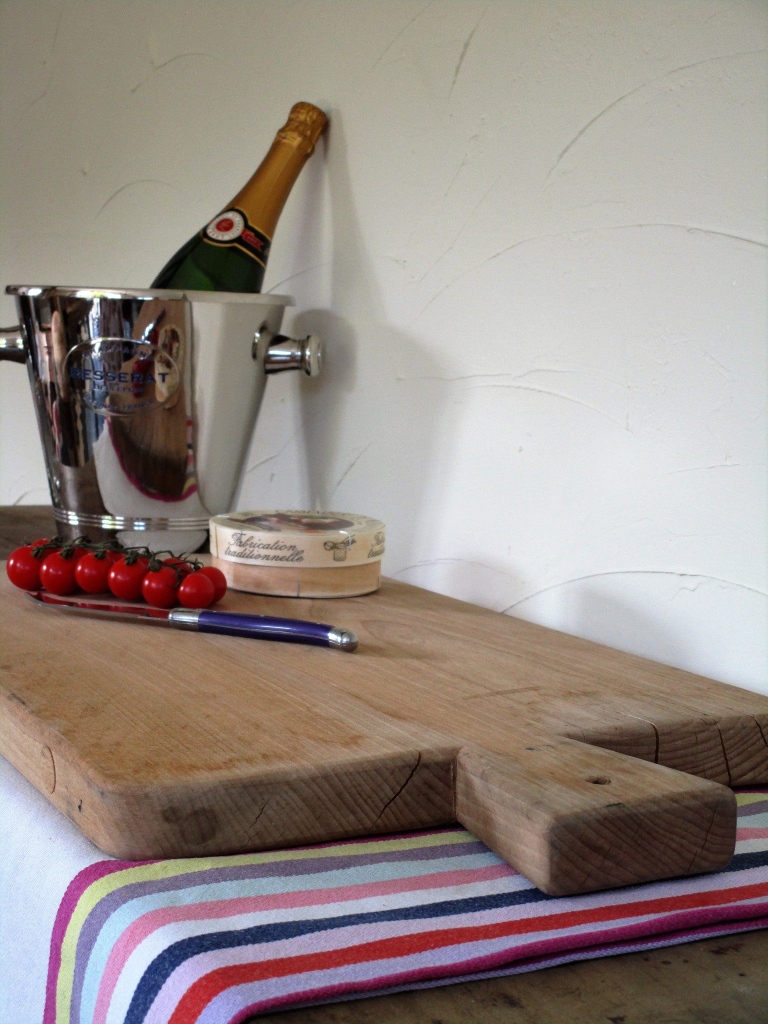 Large French cutting board