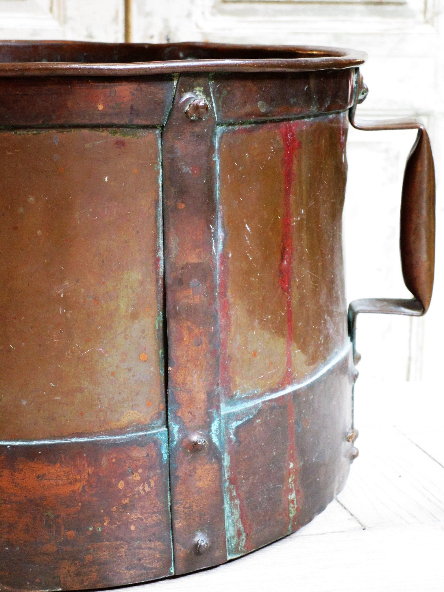 Large French copper pot