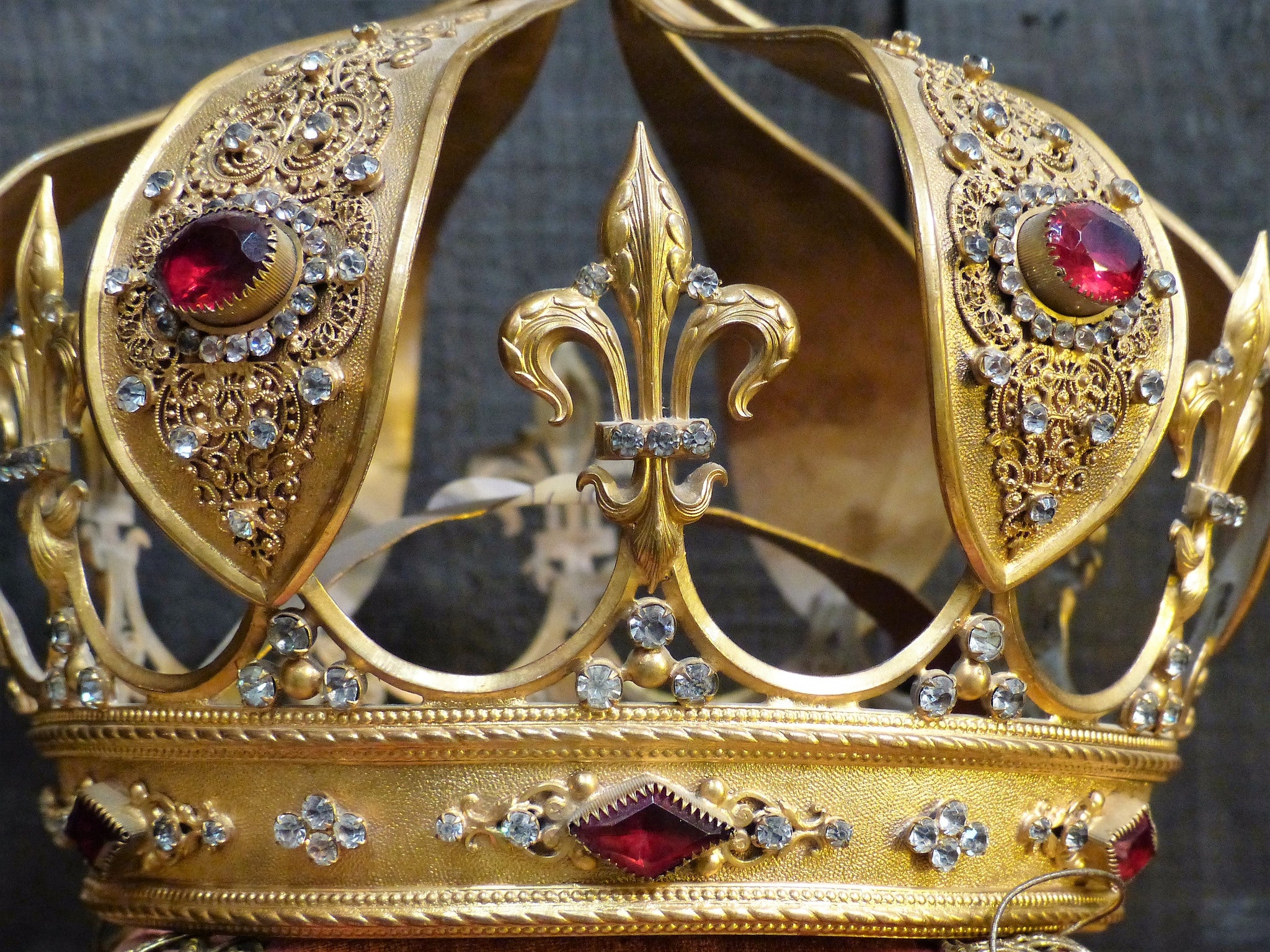 19th century saint's crown