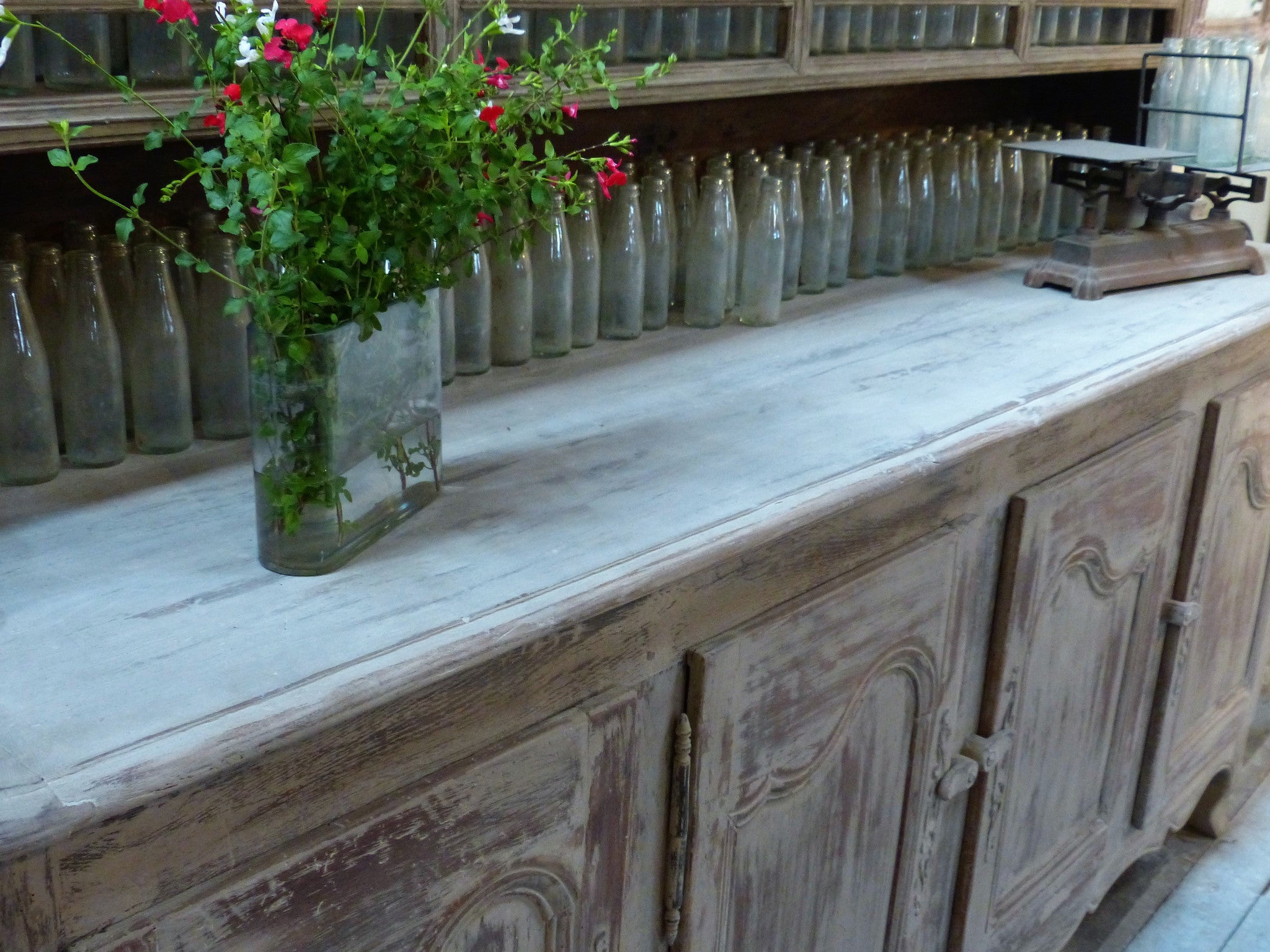 Large French kitchen buffet patina