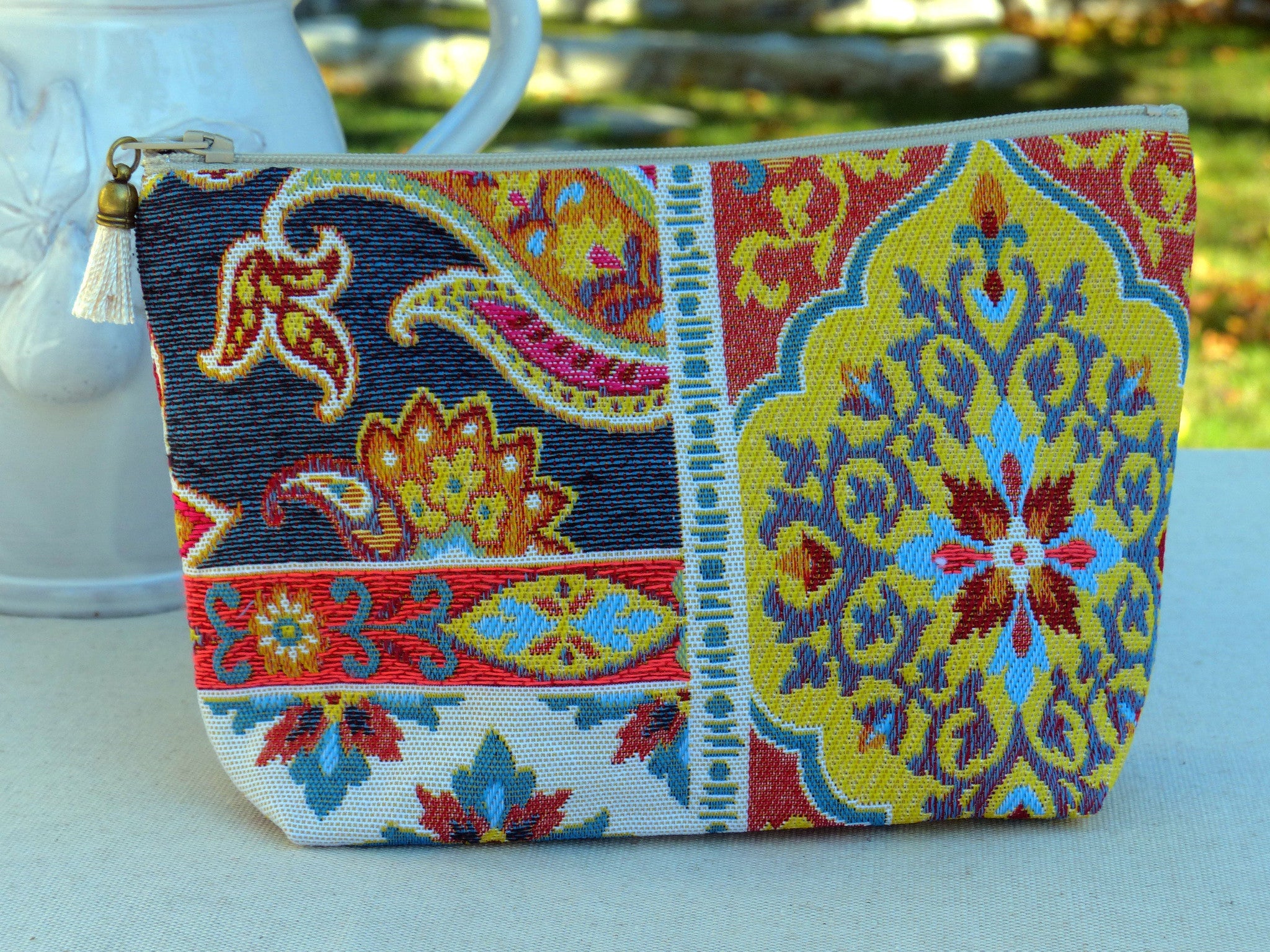 Wash bag – blue, pink, orange tapestry