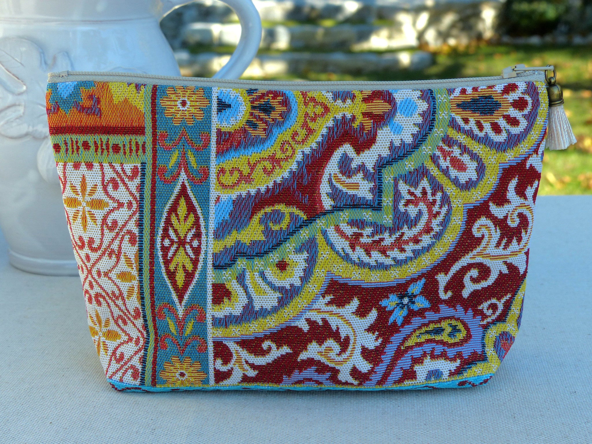 Wash bag – blue, pink, orange tapestry