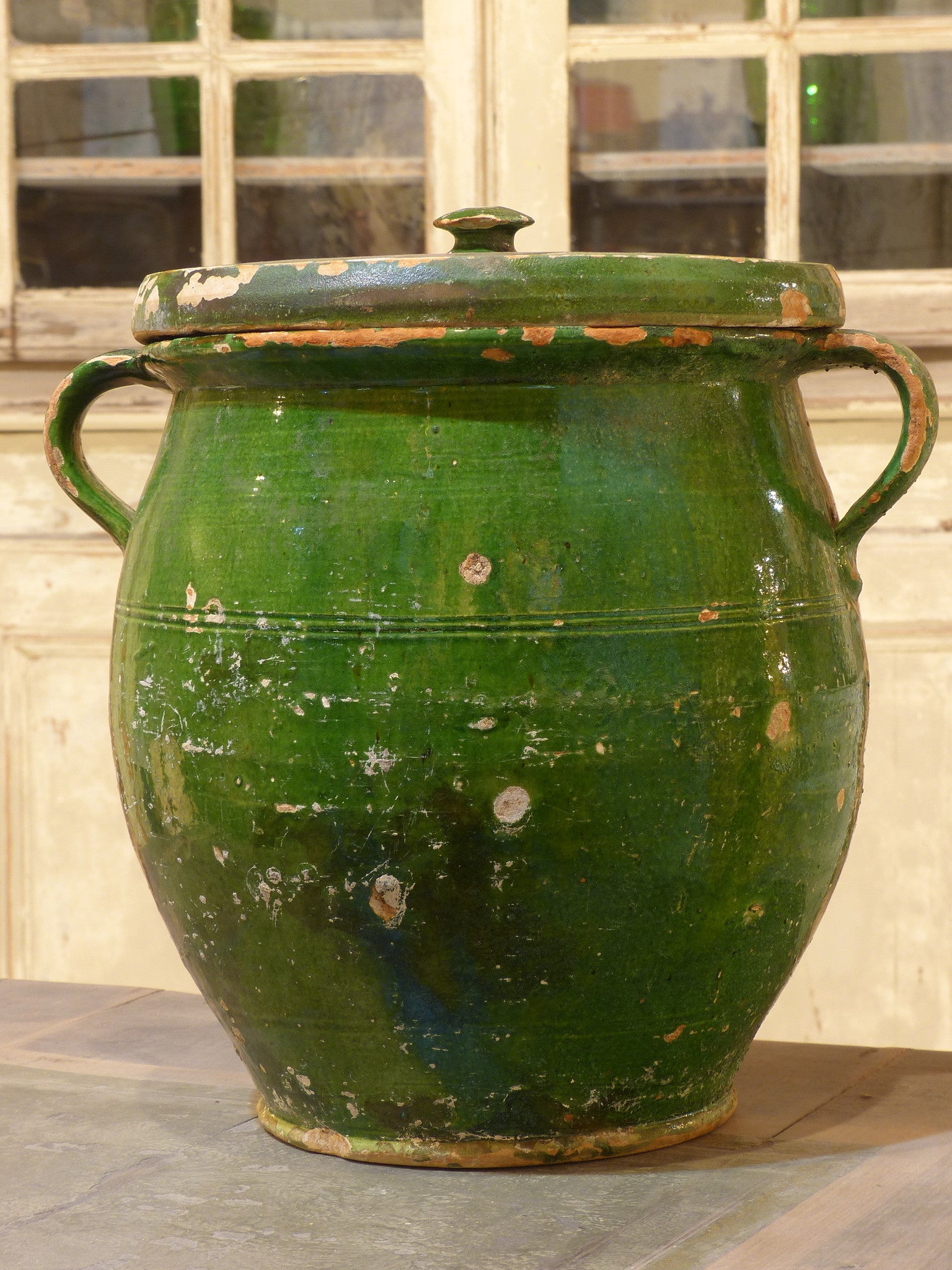 Large green French pot with lid - 19th century