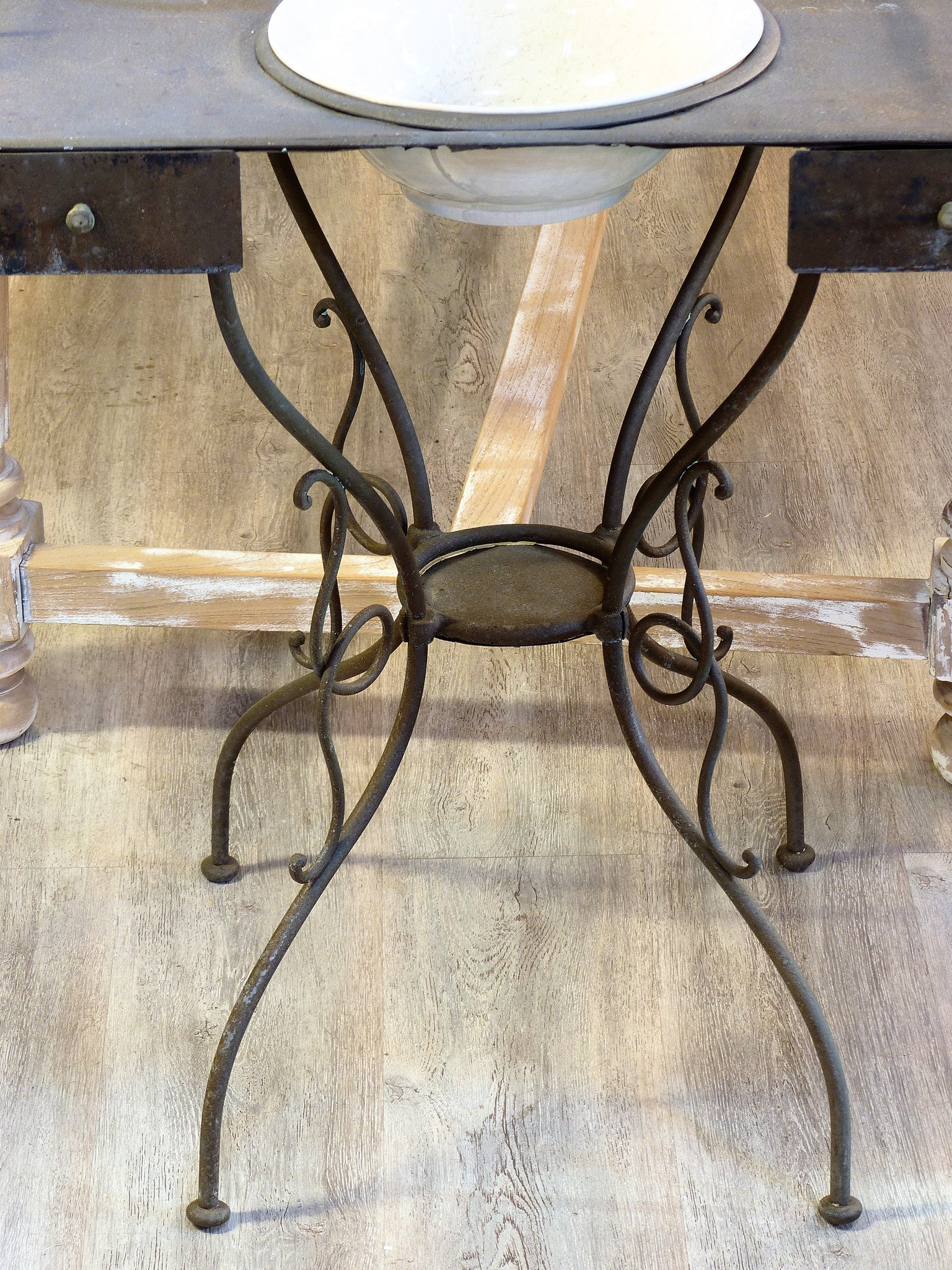 Washstand, 19th-century, French boarding school