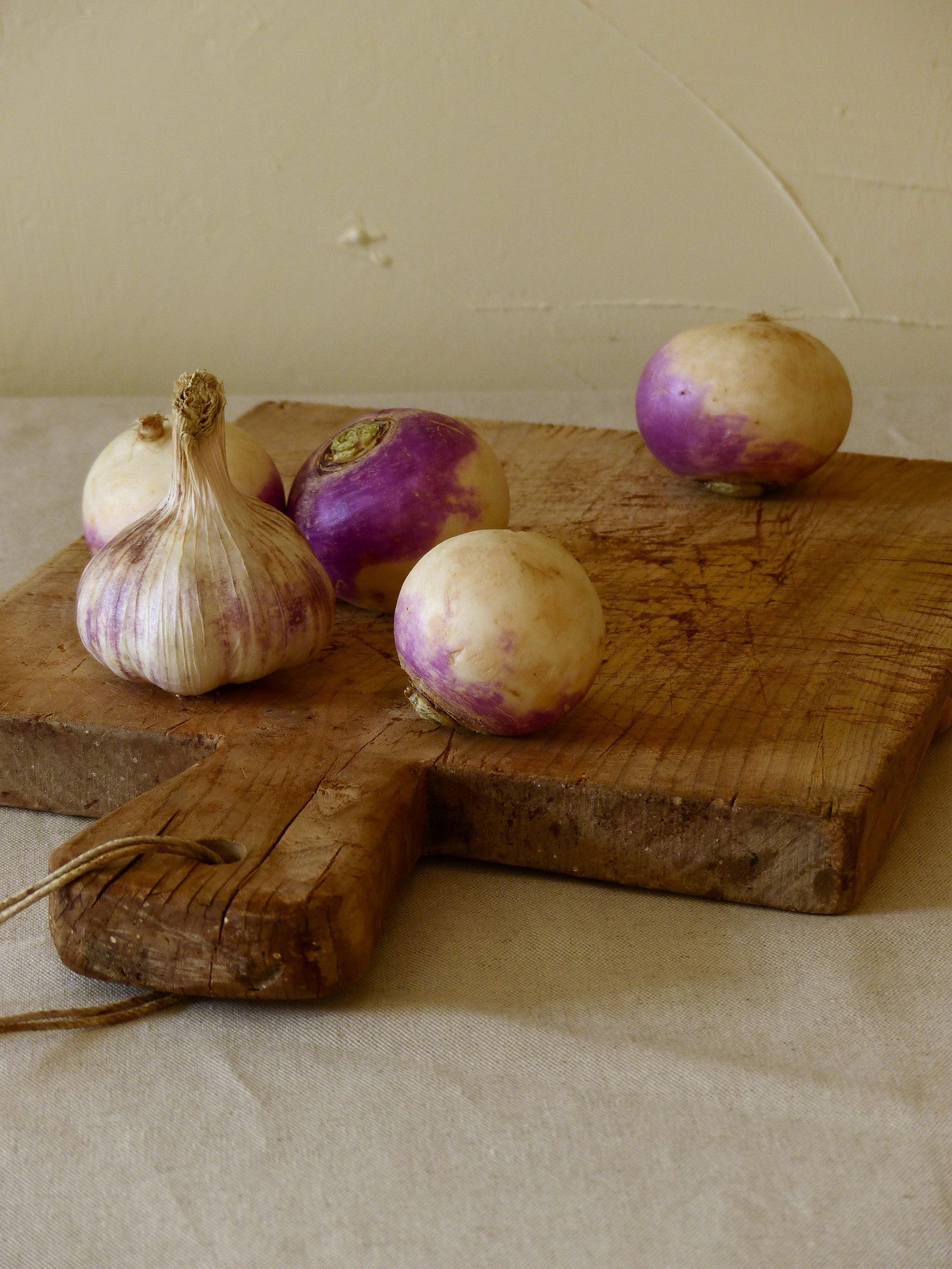 Rustic French cutting board with string