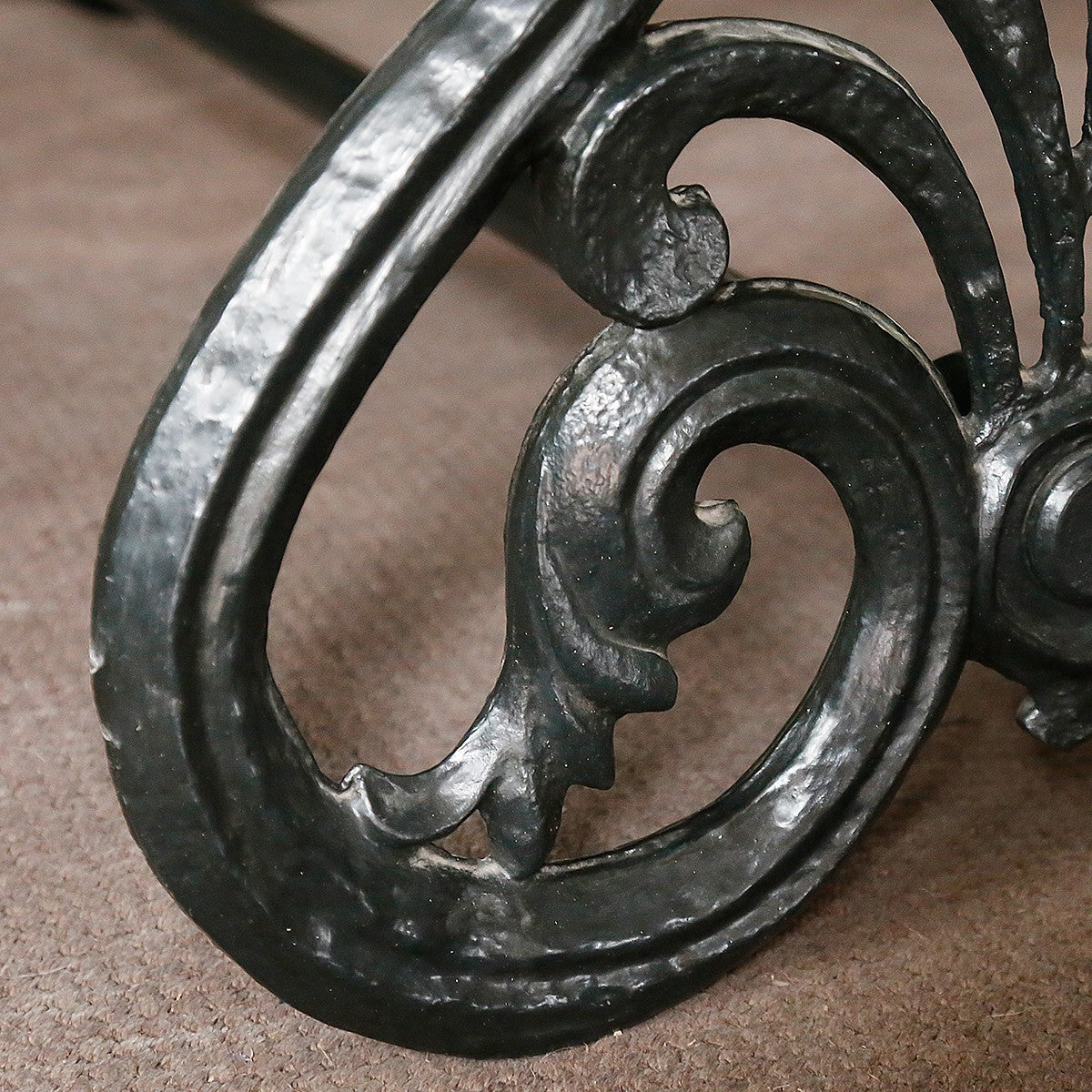 20th century French table in Cast Iron and Marble