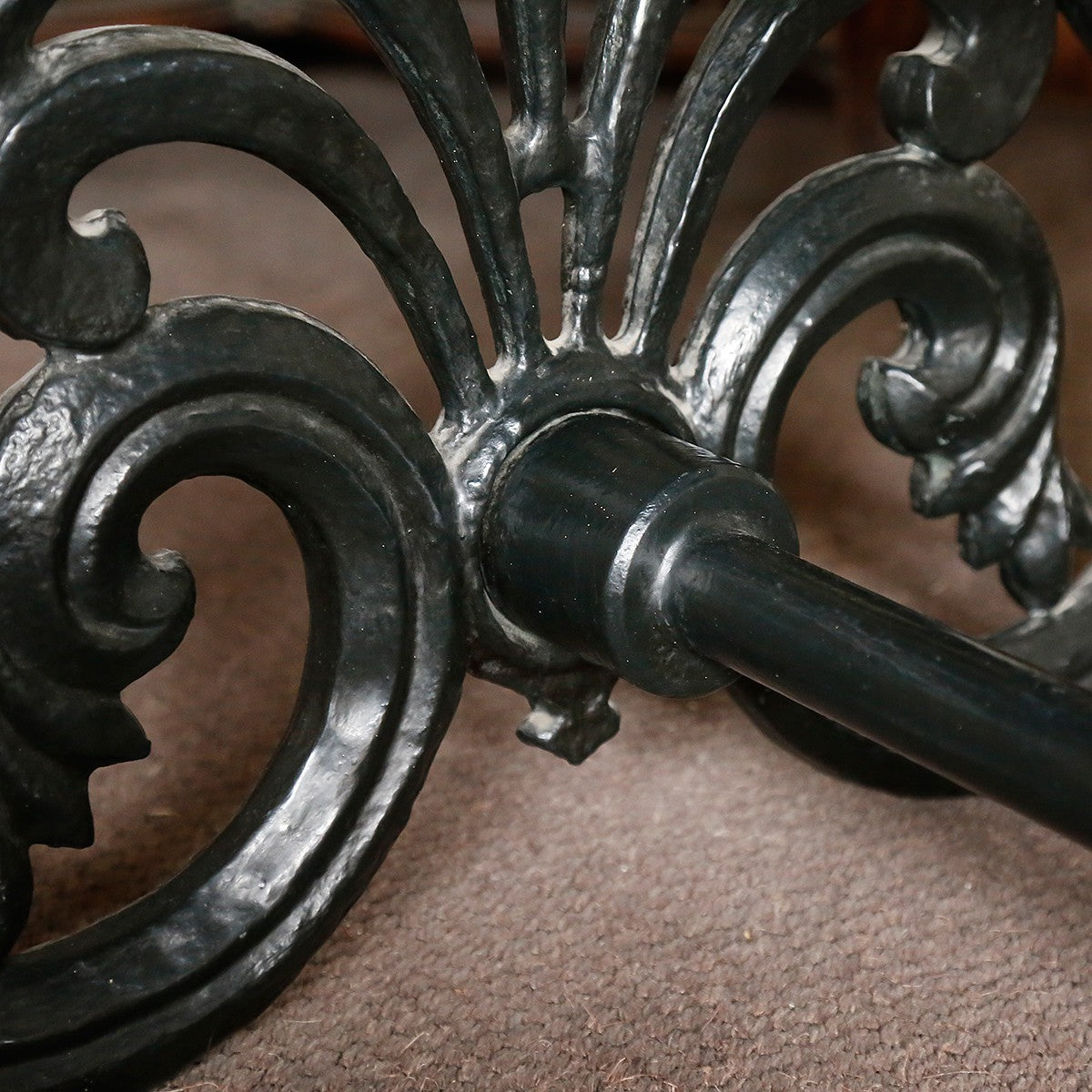 20th century French table in Cast Iron and Marble